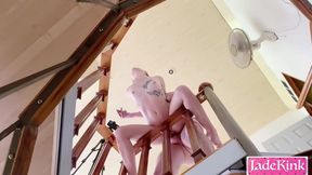 Risk-loving duo intensively fucks on the staircase