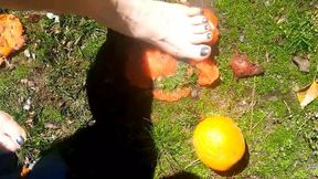 Preparing feet with Garden crush