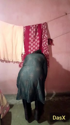 Saree Dropping Solo Sfw