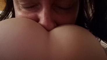 My friend puts her ass on my face and fills me with farts 4K