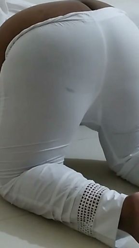 Hot Aria Mia Stuck Under Bed Then She Took Off Her lingerie and Exposes Her Big Ass Then Henry Fuck Her Ass &amp; Cum   Clip 1