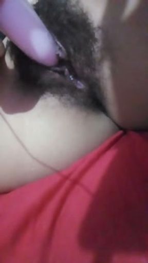 MY ORGASM FASTER THANKS TO MY TOY