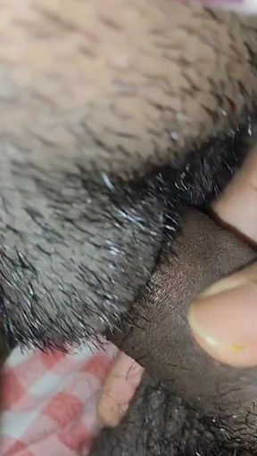 Desi Aunty sharing bed I fucked her Pussy at night SOFTCORE CLOSE UP   Clip 2