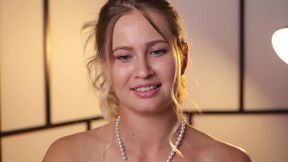 Beauty masturbates and moans loudly