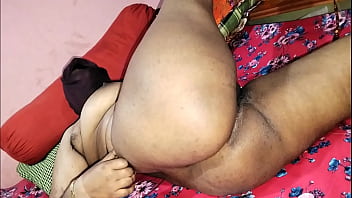 HOT BENGALI GIRL KE SATH KI FULL MASTI GAND FAAD DI RANDI KI