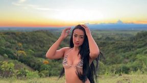 Fucking her pussy on the picturesque mountain till the sunset