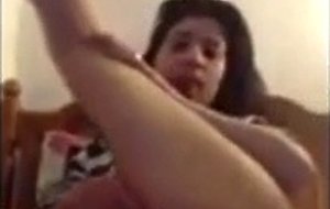 Hot arab girl masturbating on webcam