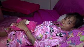 sex toy petite asian girl cici likes getting stripped & fucked every night in bed. she’s a stickyasian18 dirty girl.