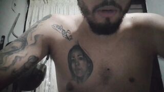 Mi primera vez con una hermosa transexual (relato erótico)