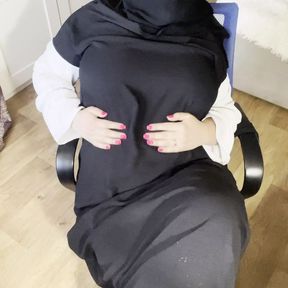 Turkish xxx video with beautiful eyes in hijab masturbates in pantyhose