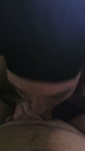 I love it when he grows!!! Come help me kiss it!!
