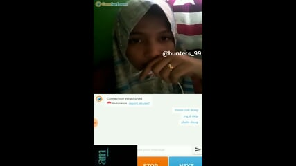 Indonesian hijabi girl goes wild on cam