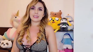 Hola soy Mimi! Descubriendo la puta que llevo dentro... miralo en youtube: Mimi Boliviana