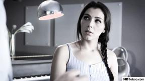 ”Maid Valentina Nappi Cleans House & Prick Totally Nude”