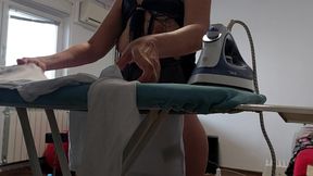 Amateur woman doing housework naked. Brunette hairy pussy, big tits, big ass.