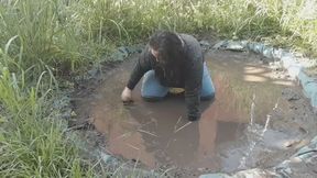 Darkabyss445 in Her Sexy Muddy Adventure