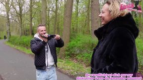 großes deutsches bbw model beim straßencasting