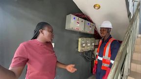 THE ELECTRIC MAINTENANCE PERSON FUCKED SILVER ANAL&rsquo_S PUSSY WHILE COMING FOR HOUSEHOLD MAINTENANCE