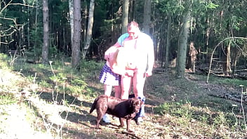 Milf met a woodsman and sucked him off in public