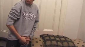 ”Aaron Michaels Jerks Off”