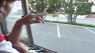 Slim blonde cheerleader 19 year old pick up for sex inside a vehicle