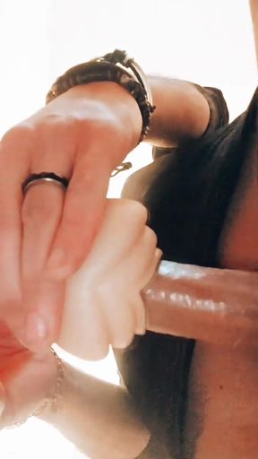 🫦Exciting Rubbing In The Toy Pussy