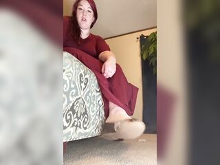 This babe Dangles and Shakes Her Foot Whilst Instructing U to Cum -part 1 Without two