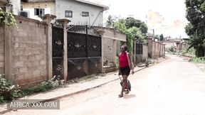 ”Black woman leaves hte job interview for sex”