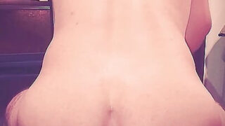 Masturbación, boquiabierto, fisting – película hardcore de jóvenes gays amateurs follados por el culo