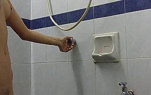 Singapore jia en bathing