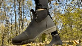 DIRTY BOOTS STUCK IN WOODS - MOV HD