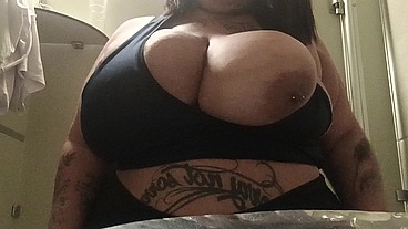 Bbw exibida no banheiro da academia - Mary Jhuana