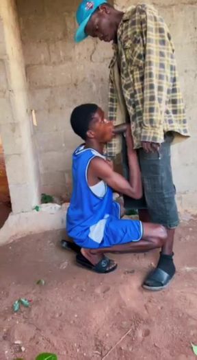 Sex in Uncomplicated Building with Street Guy