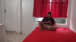 segredo de familia sua irma perversa escondeu que seu irmao nao tinha penis so buceta e tarada se masturba espiando tiff