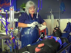 The English Mansion - Domina Sara - Treated At The Practice