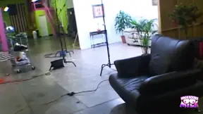 Amateur GF sucks cock while exposing her big tits in a car's backseat