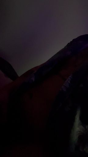 Talk to me pm me let's have fun together c: