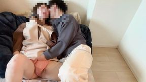 Me, a former idol, and my amateur male partner share our daily lives, have fun at home, and have sex.