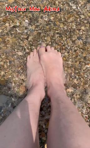 Worship My Feet in the Sea – Silent Domination by the Shore