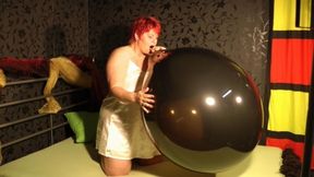 Annadevot - Black Balloon, golden heels, red fingernails