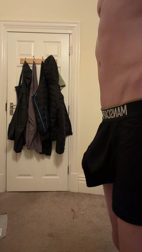 Amateur munches on big dick in onlyfan's live show