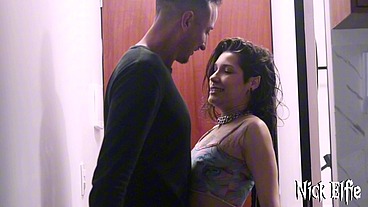 VIDEO AMADOR DE VERDADE , ELE É CASADO E A MULHER DELE NEM DESCONFIA QUE A GENTE FODE A NOITE ESCONDIDO