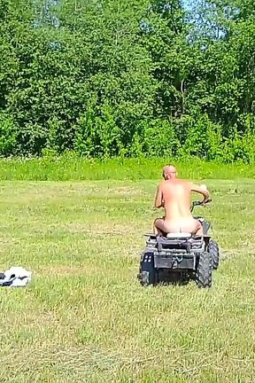 No Panties, No Problem