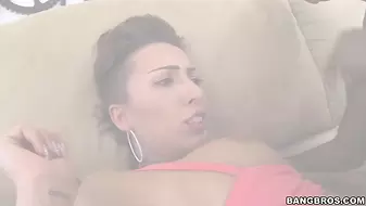 Sexy PAWG Bella Bellz Eats That Dick Well on BangBros (pwg14373)