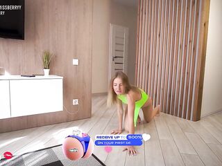 Homemade sex with Cute eighteen Blond Stepsister