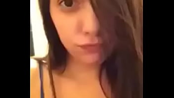 Deliciosa Jovencita calentandose para el novio: Miralo completo en https://t.me/joinchat/AAAAAFIDhFVi xiYO3r7vw