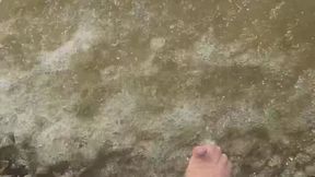 Beach Toes or Lake Toes – Which Do You Prefer?