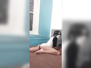 Cute Femboy drilled her Petit Butt with biggest Sex-toy