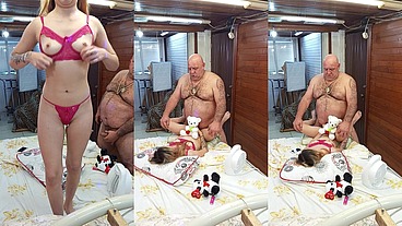 NOVINHA ADORA SACANAGEM COM ESSE VELHO
