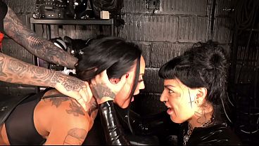 Tattooed MILF gets fucked by 2 hot Lesbians